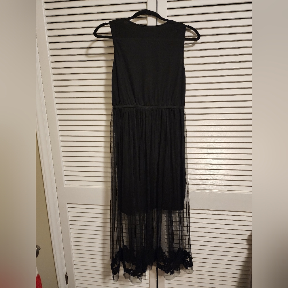 Black Lace Sheer Maxi Dress - Picture 7 of 7